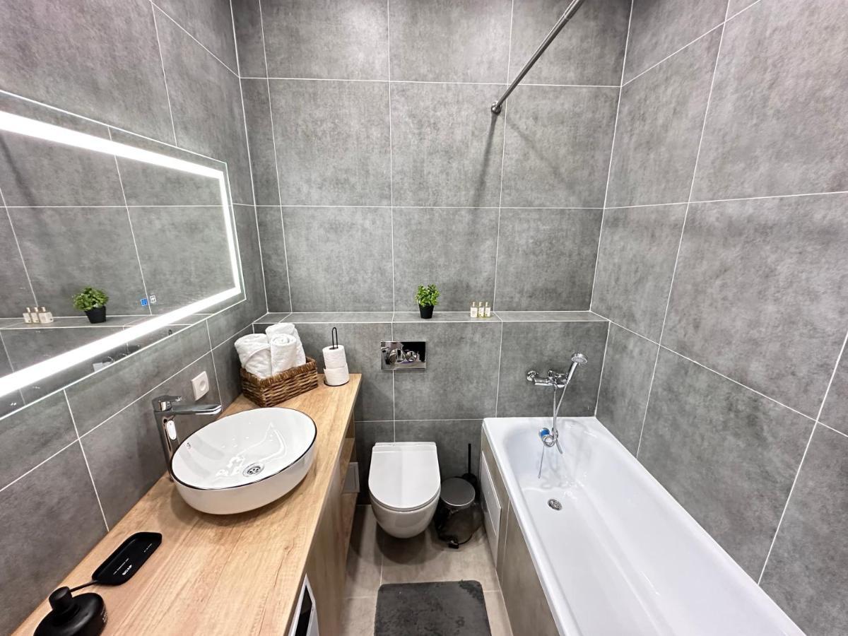 2 Apartment, жк комфорт сити Flat 62 Almaty