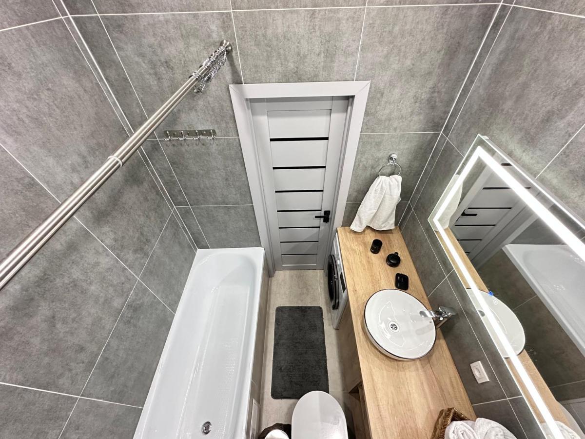 2 Apartment, жк комфорт сити Flat 62 Apartment
