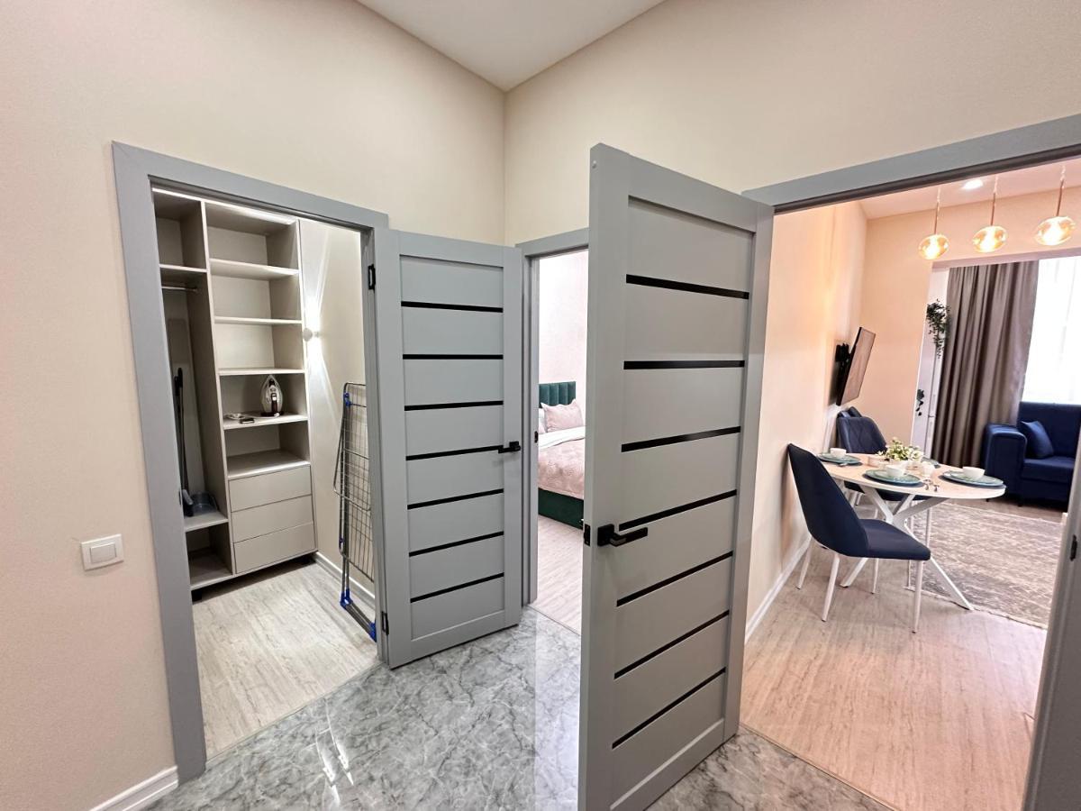 Apartment 2 Apartment, жк комфорт сити Flat 62 Almaty